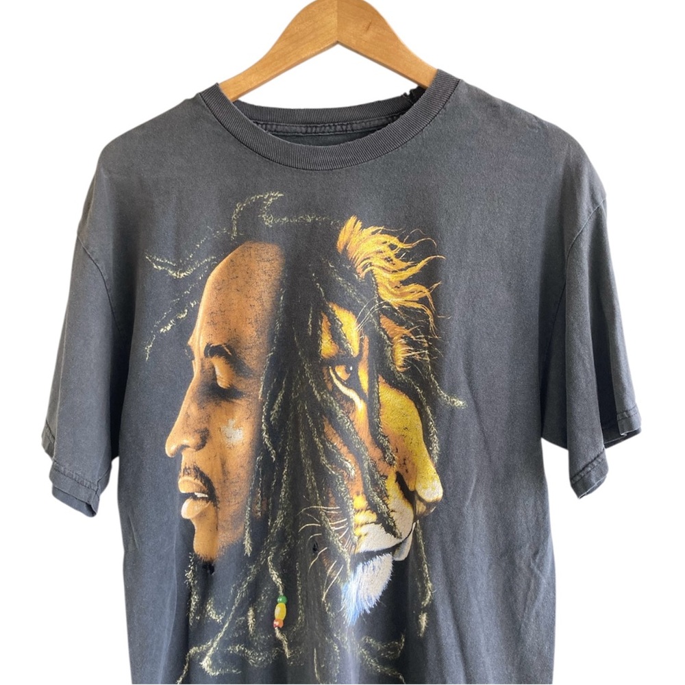 Vintage Distressed Bob Marley Tee 90s Y2K Faded T Shirt VTG Band Zion Thrashed
